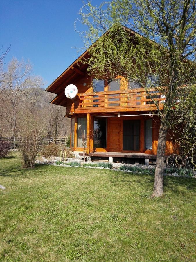 فيلا The Wooden House Moldoveneşti المظهر الخارجي الصورة