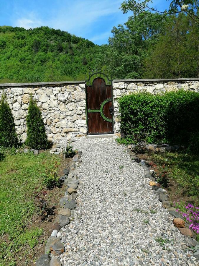 فيلا The Wooden House Moldoveneşti المظهر الخارجي الصورة